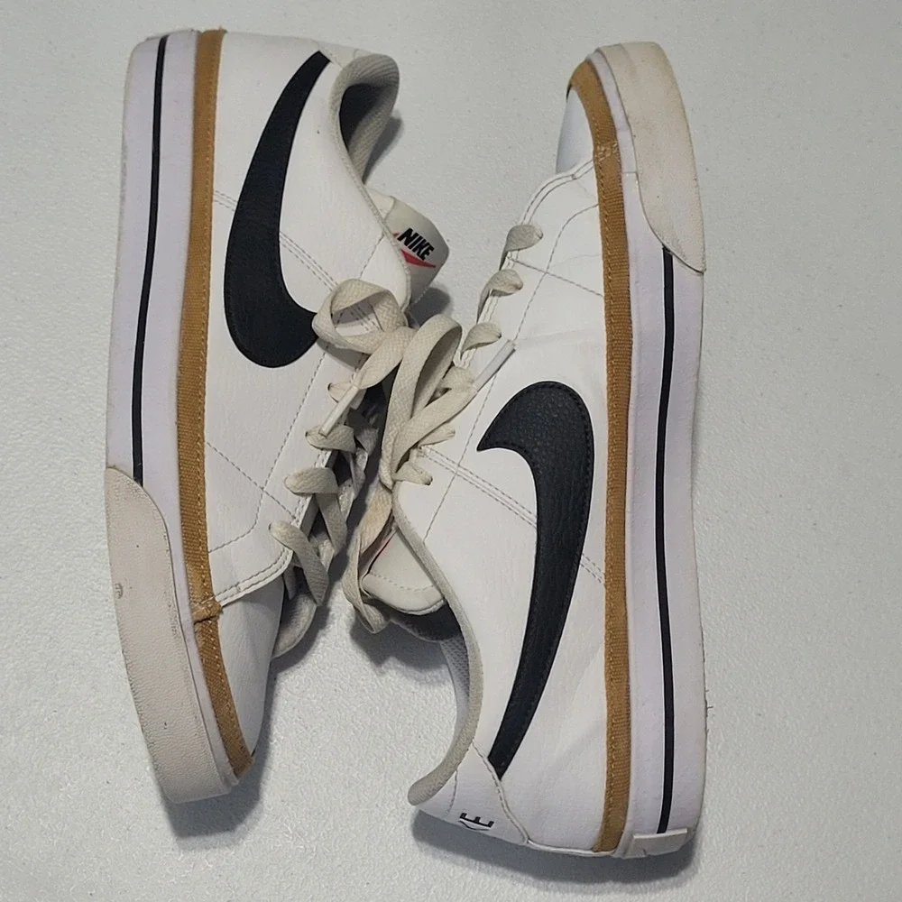 Nike Court Legacy Shoes Womens Size 9 White Black Tan DH3162-100
